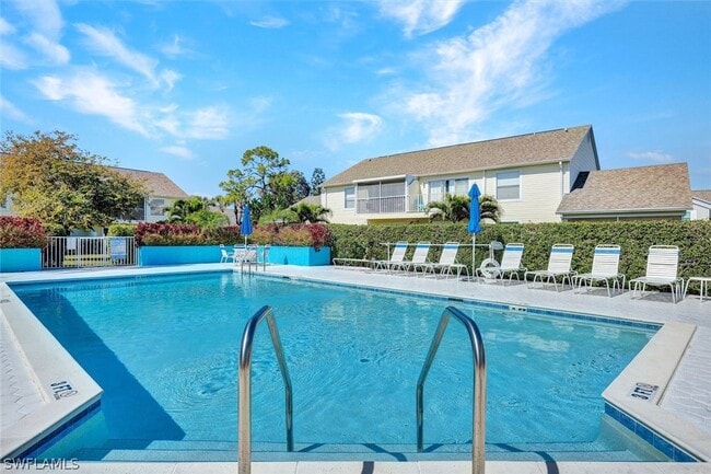 Building Photo - 1599 Trafalgar Ln