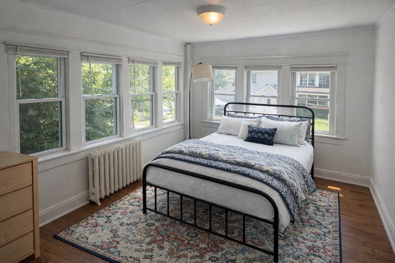 Building Photo - 1221 Vine St