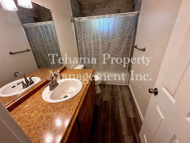 Building Photo - 3 Bedroom 1 Bath Home in Antelope Area