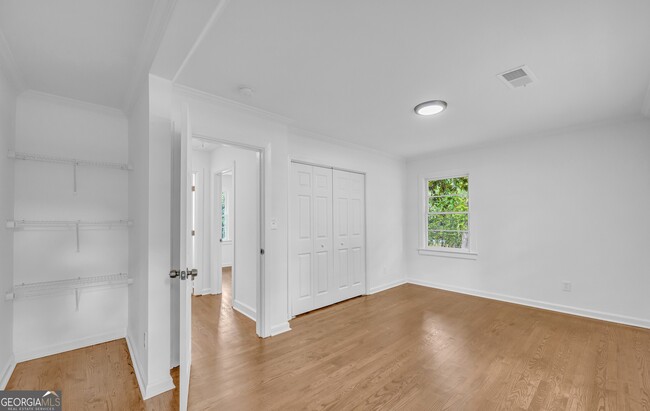 Building Photo - 5506 Alder Dr