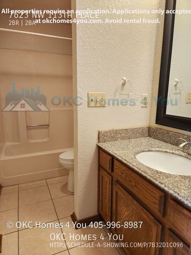 Building Photo - NW OKC 2 Bed Duplex!