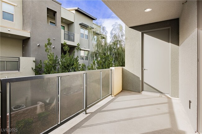 Building Photo - 11236 Rainbow Peak Ave