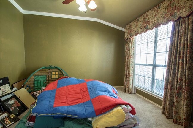 Building Photo - 19100 Ventana Ct