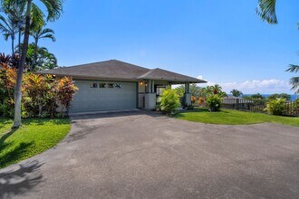 Building Photo - Stunning Ocean View Home in Malulani Gardens