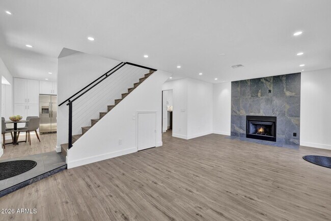 Building Photo - 4760 W Wahalla Ln