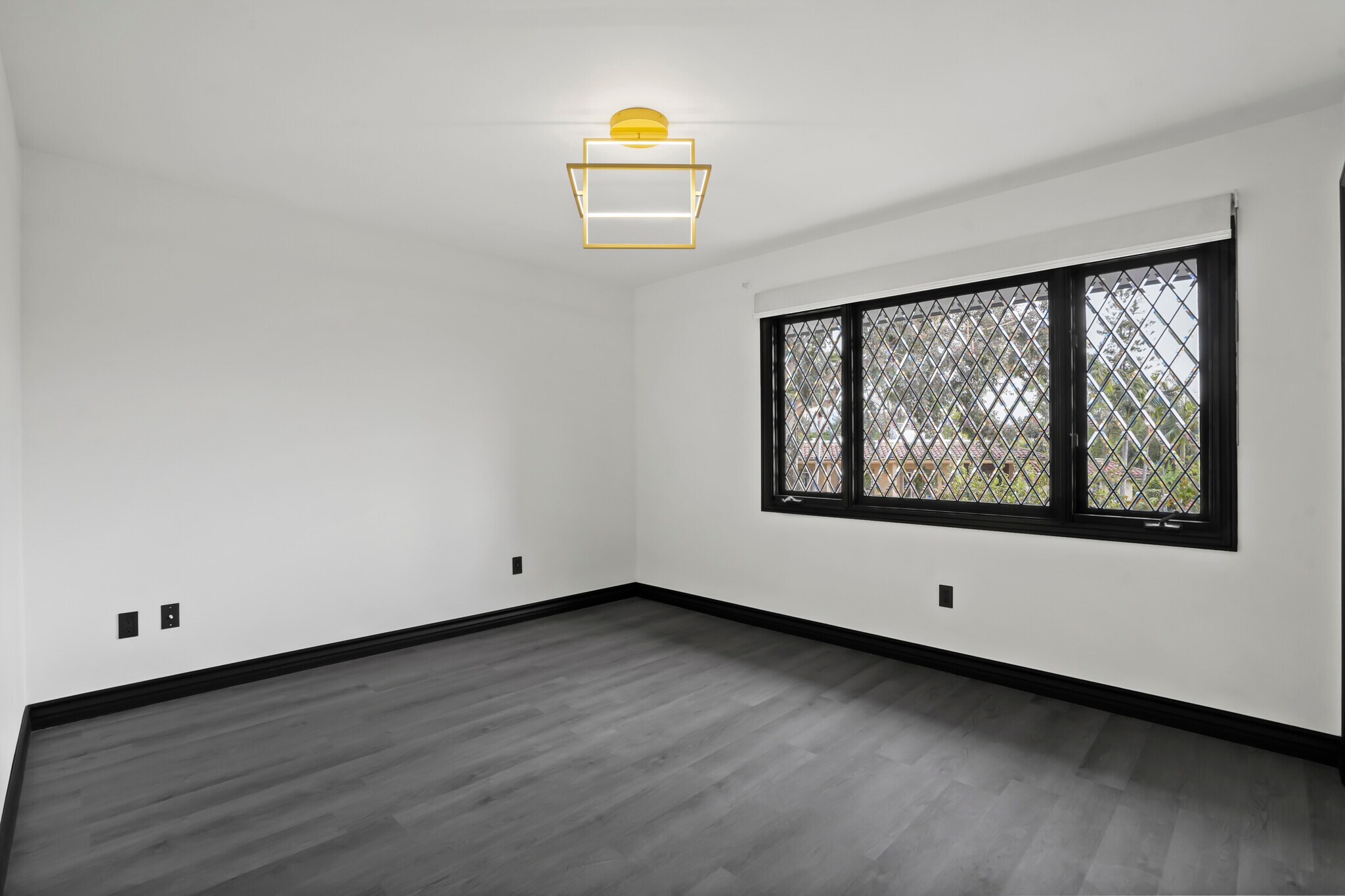 Building Photo - 9853 Wish Ave