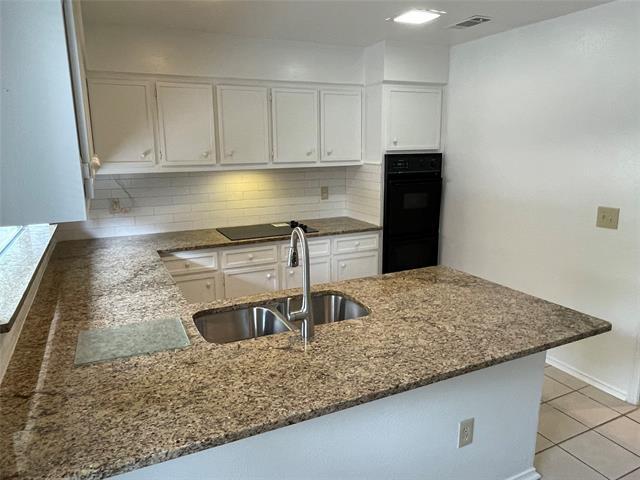 Building Photo - 16411 Lauder Ln