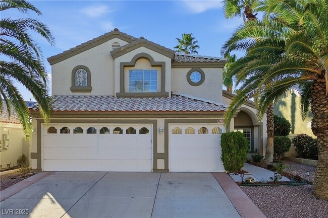 Building Photo - 2001 Madagascar Ln