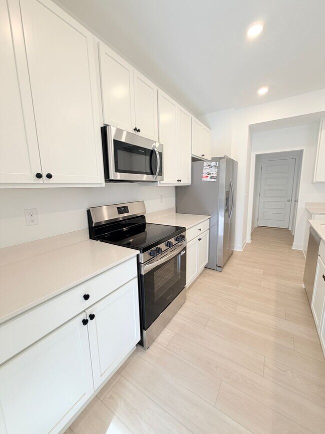 Building Photo - 7615 Marin Pkwy