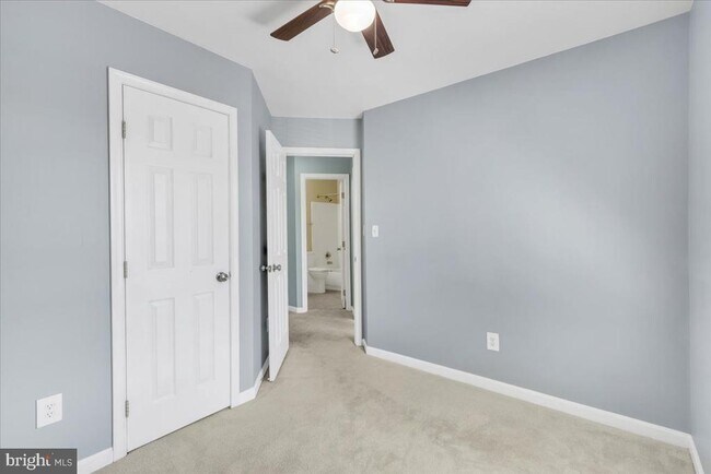 Building Photo - 11616 Nellings Pl