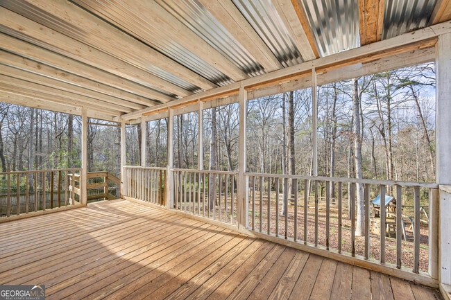 Building Photo - 156 Azalea Dr