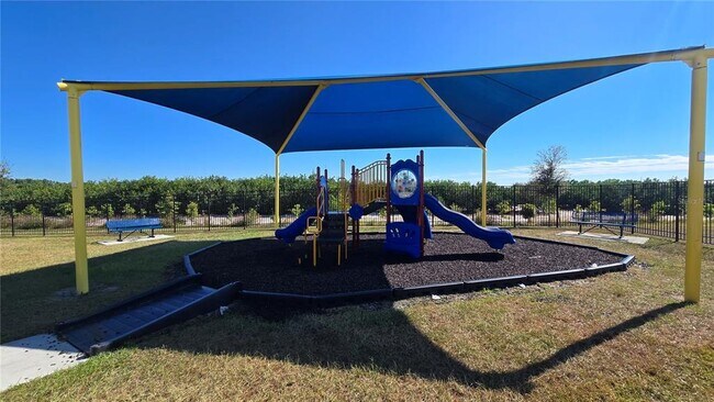 Building Photo - 2159 Chris Dr