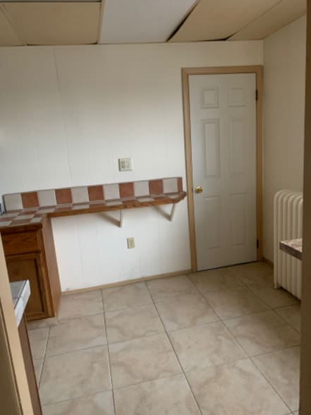 Building Photo - 2550 Kutztown Rd