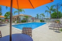 Building Photo - Glenoaks Terrace Apartments