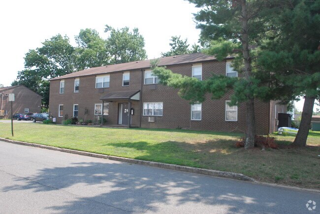 Building Photo - Cherry Court