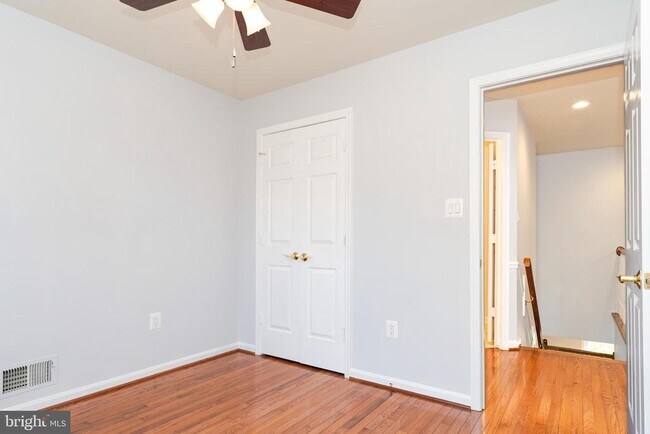 Building Photo - 2011 Pieris Ct