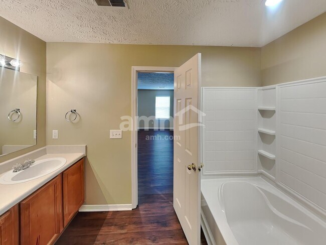 Building Photo - 2669 New Port Royal Rd