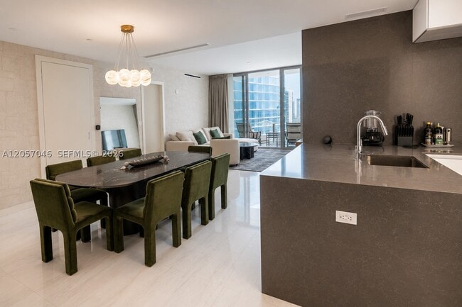 Building Photo - 300 Biscayne Blvd