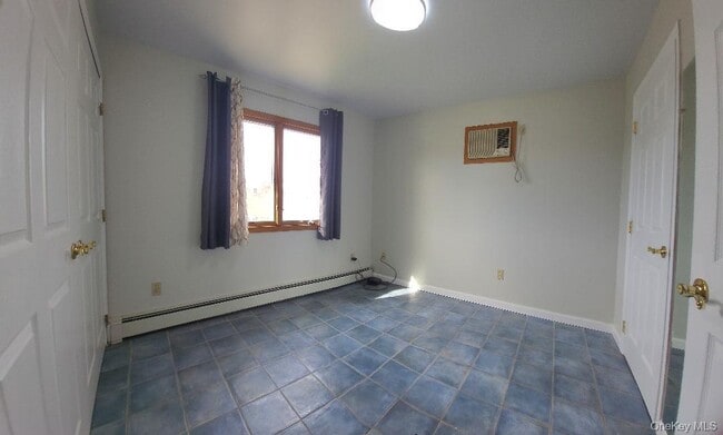 Building Photo - 35 Arch Ln