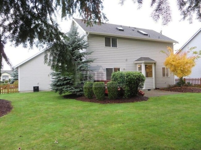 Building Photo - Enchanting, Elegant and Immaculate Home in...