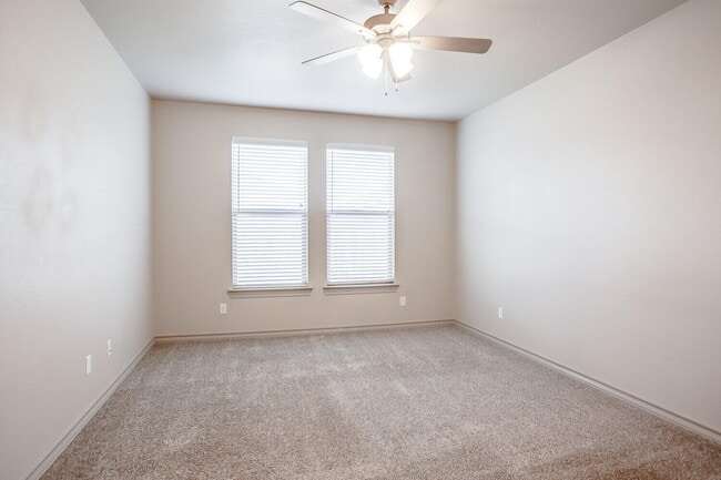 Building Photo - 7518 88th St