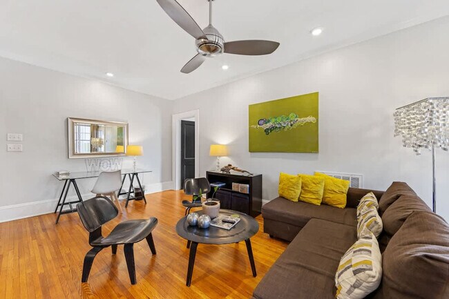 Building Photo - 500 Queens Rd