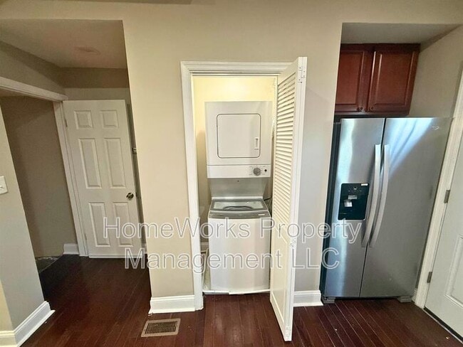 Building Photo - 1243 Washington Blvd