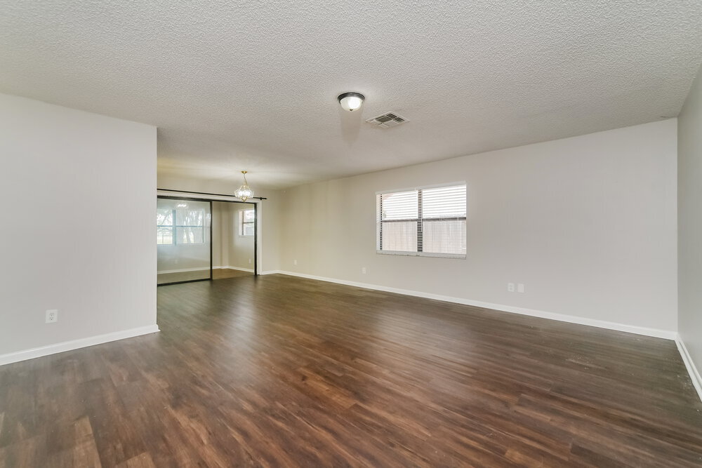 Building Photo - 104 Lake Daisy Terrace