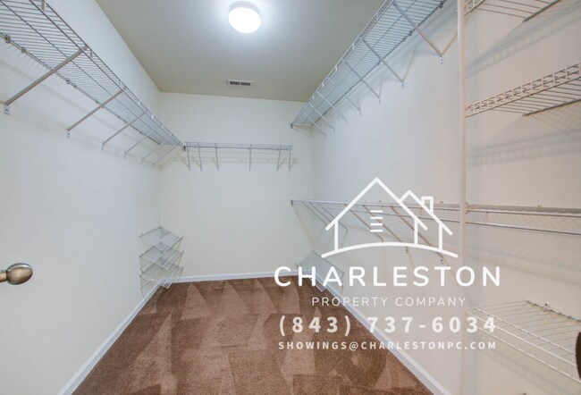 Building Photo - 9612 Oldbury Rd