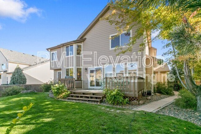 Building Photo - 829 W Sparrow Hawk Dr