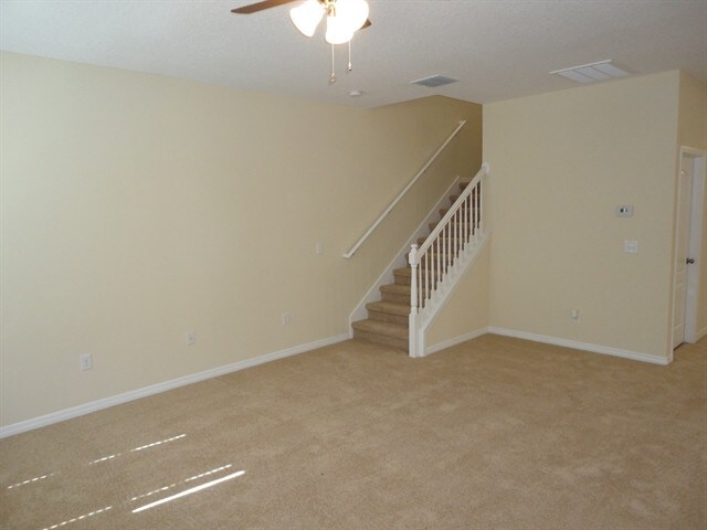 Building Photo - 513 Vista Ridge Dr