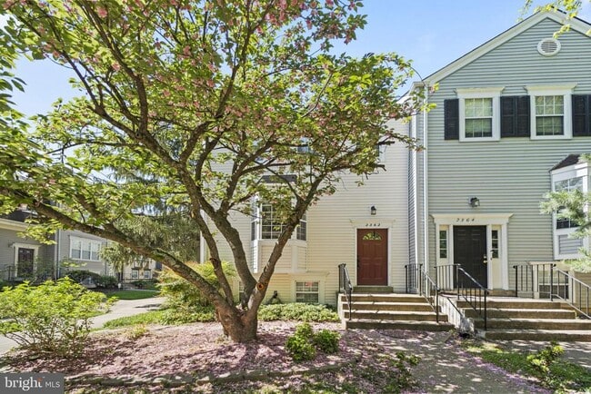 Building Photo - 2362 Hunters Square Ct