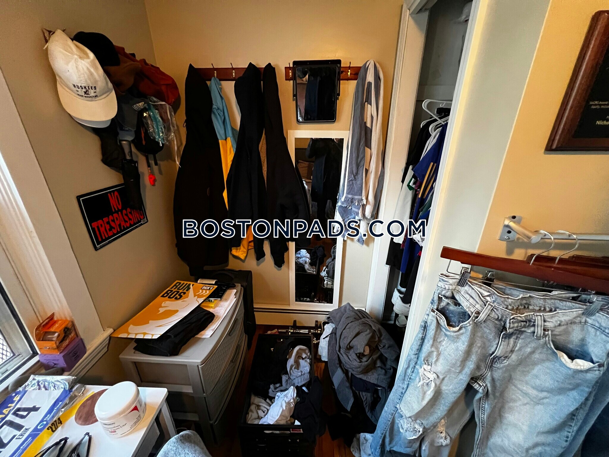 Building Photo - 12 Shepherd Ave