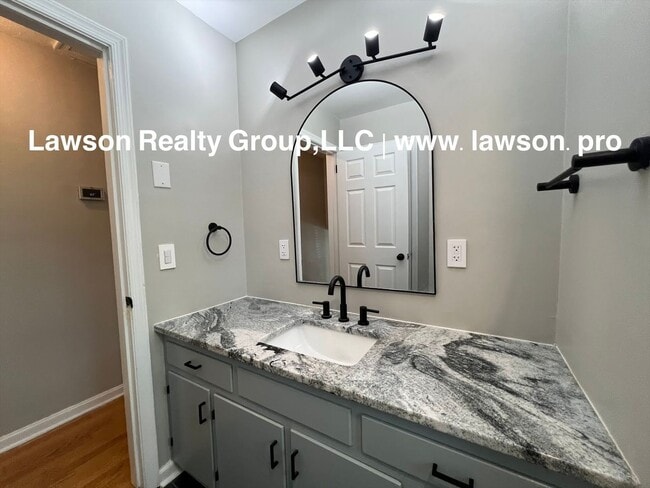 Building Photo - Updated Ranch in Glenvar with Garage and Bonus Room