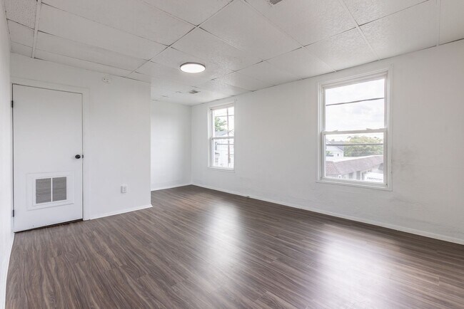 Building Photo - 123 Beltzhoover Ave