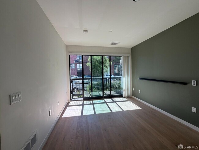 Building Photo - 815 Tennessee St
