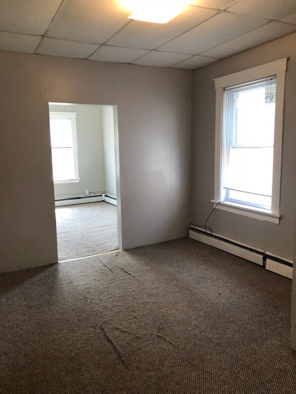 Building Photo - 128 Clinton St