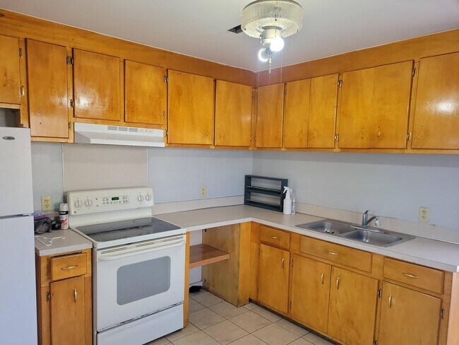 Building Photo - 5403 Torgerson Dr