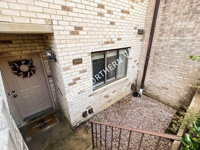 Building Photo - 3816B Steppes Ct