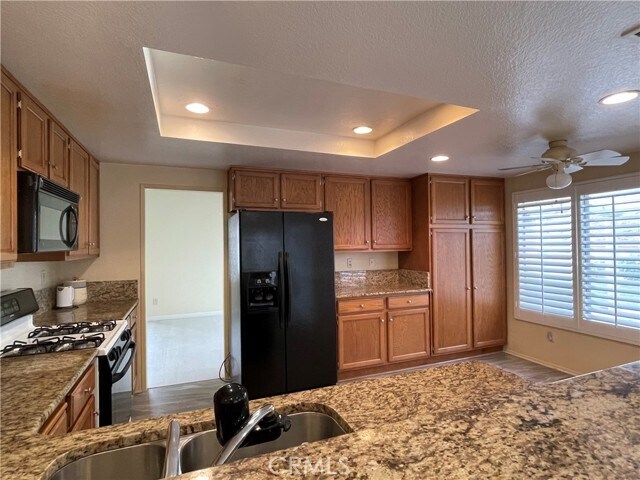 Building Photo - 2219 Monteclaro Dr