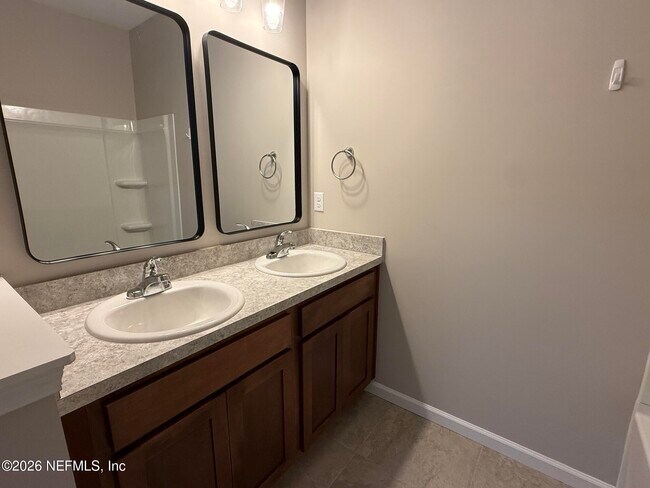 Building Photo - 3228 Isabella Ct