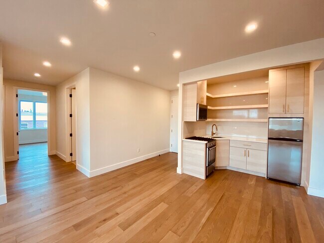 Primary Photo - 2915 Avenue D Ave