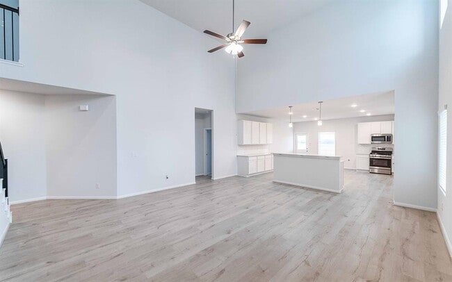 Building Photo - 101 Copper Lily Dr