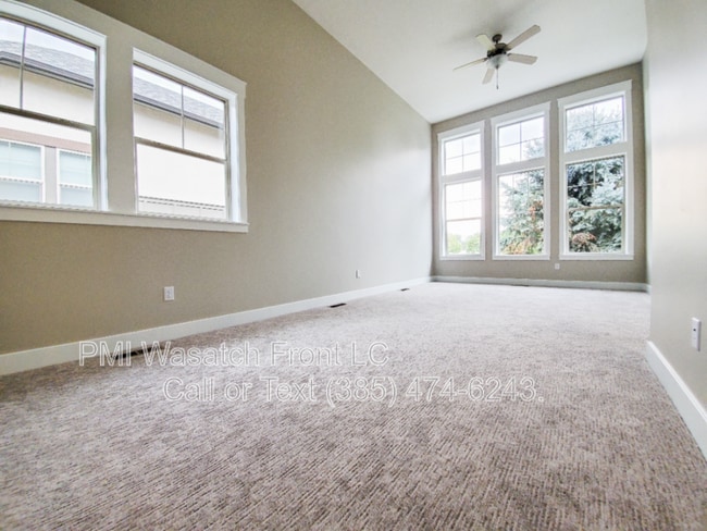 Building Photo - 268 E Sandy Sage Way