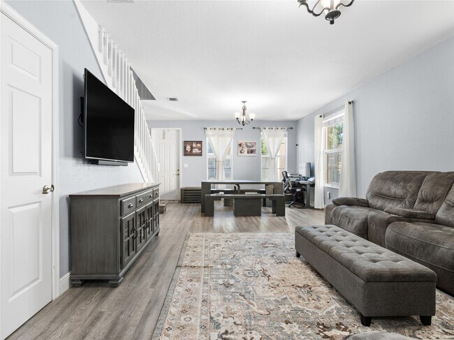 Building Photo - 14741 SW 11th St