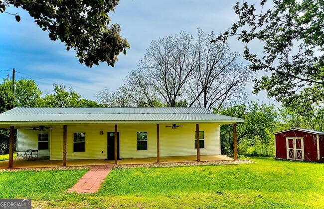 Building Photo - 724 Brockton Rd