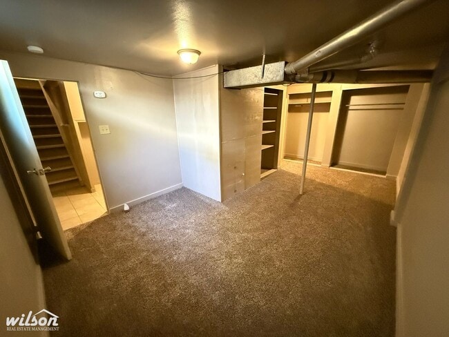 Building Photo - Spacious 3-Bedroom - 2-Bath Home with Bonu...