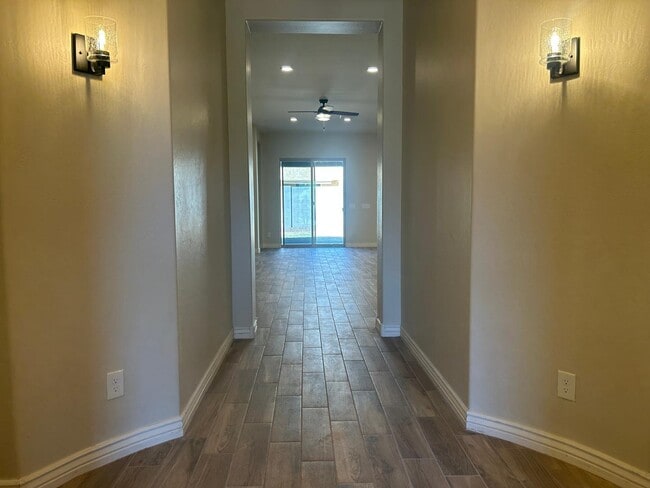 Building Photo - 10274 W Fetlock Trail