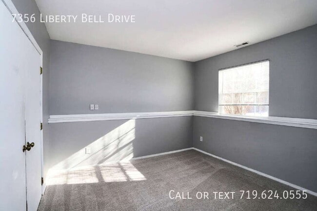 Building Photo - 7356 Liberty Bell Dr