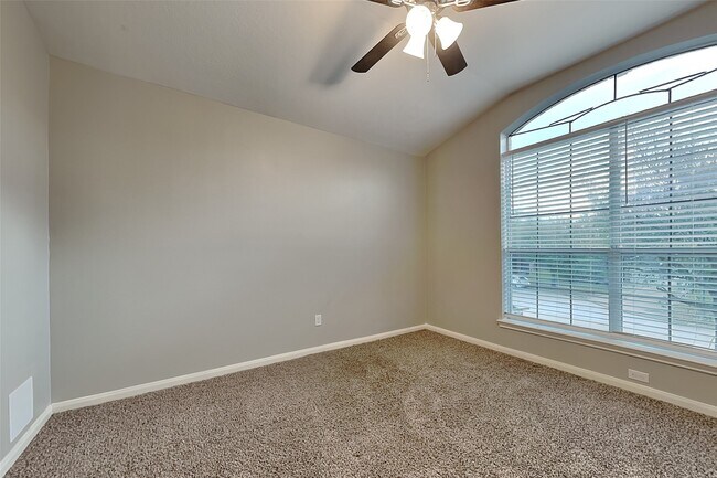 Building Photo - 32414 Angler Park